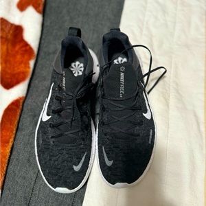 Women’s Nike Free Run 5.0 running shoes